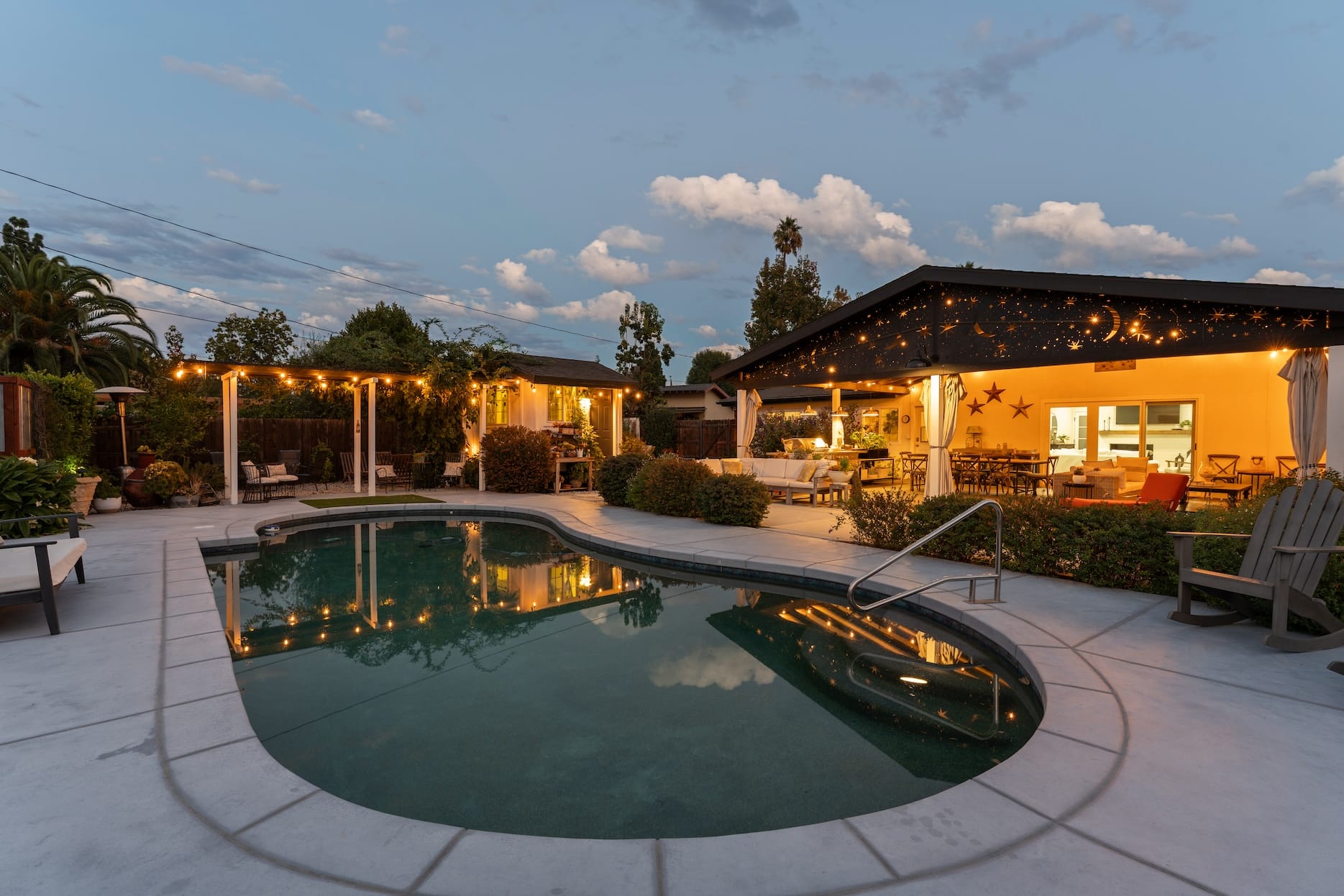 1873 Montgomery Road outdoor spaces