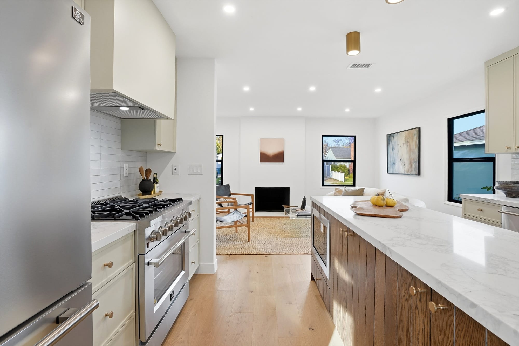 Additional living area at 2801 Ceilhunt Avenue