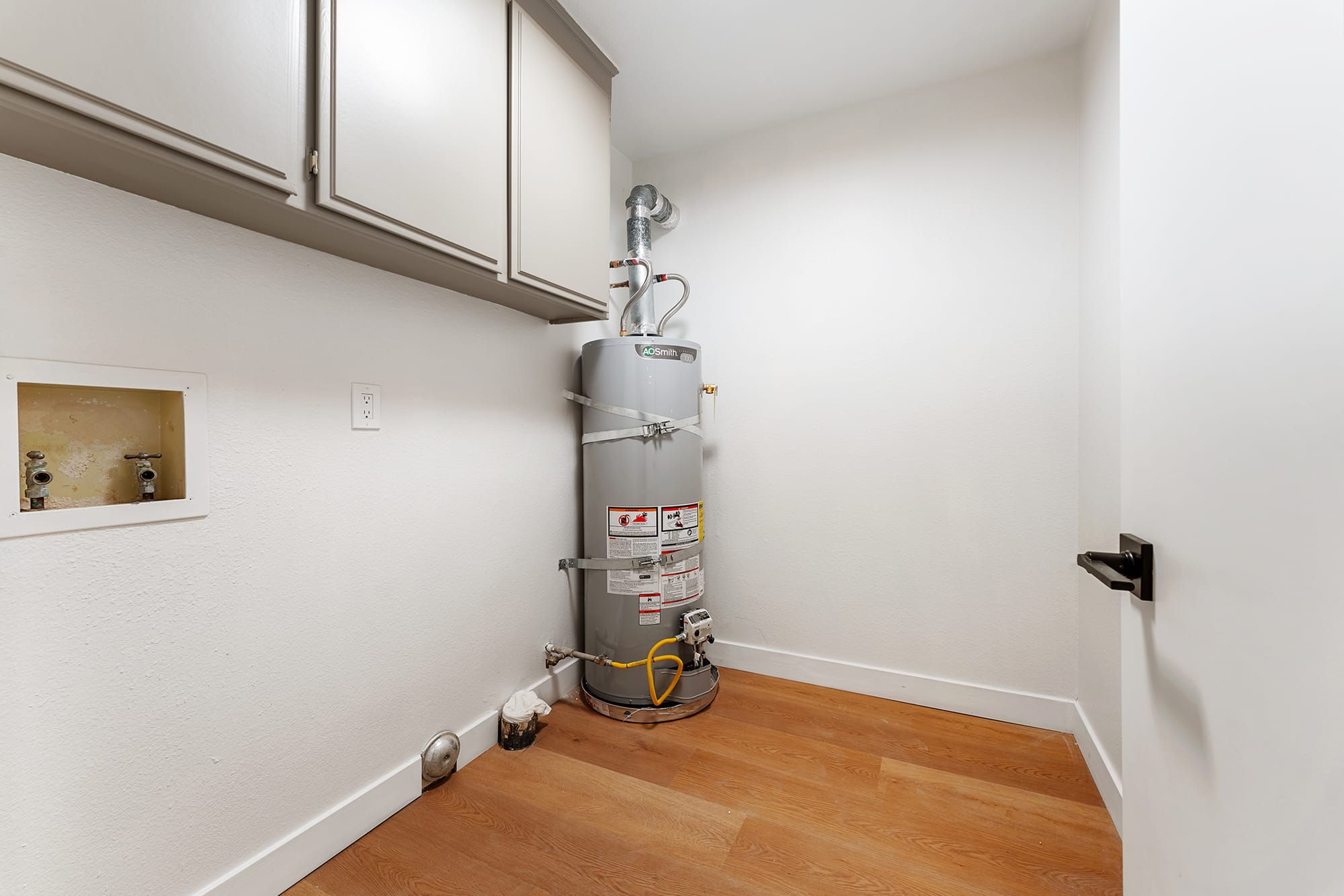 Bright living space with modern updates at 5322 Colodny Dr #5