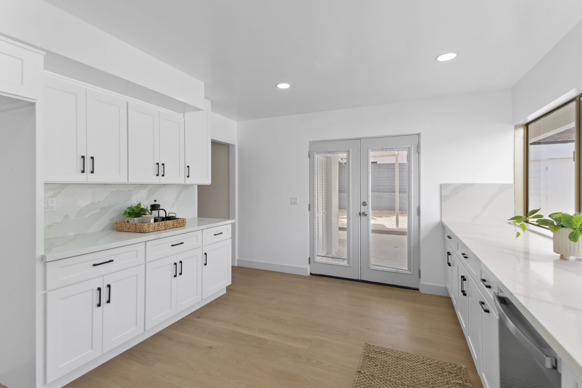3955 Blackwood Street bedroom