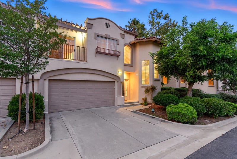 Front of 1117 Pan Court, Newbury Park