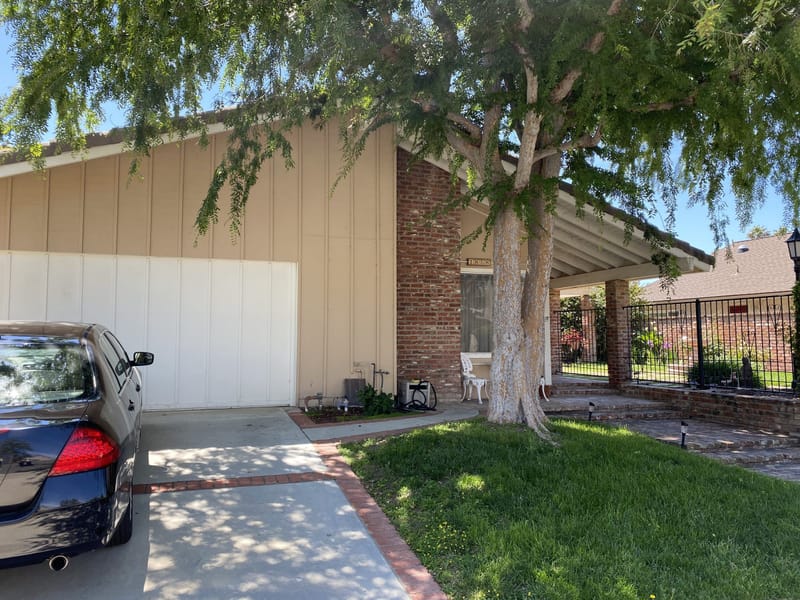 Front of 1858 Shady Brook Dr, Thousand Oaks