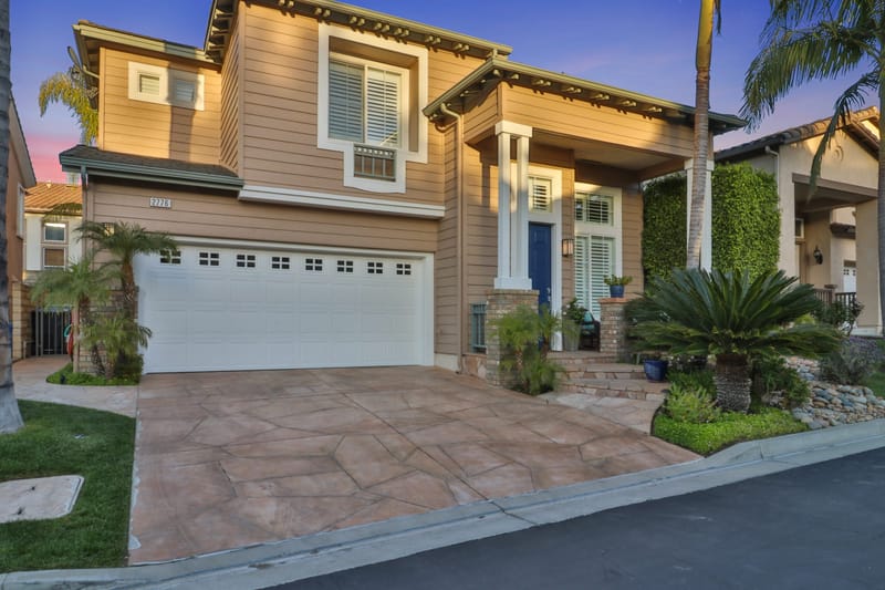 Front of 2776 Capella Way, Thousand Oaks