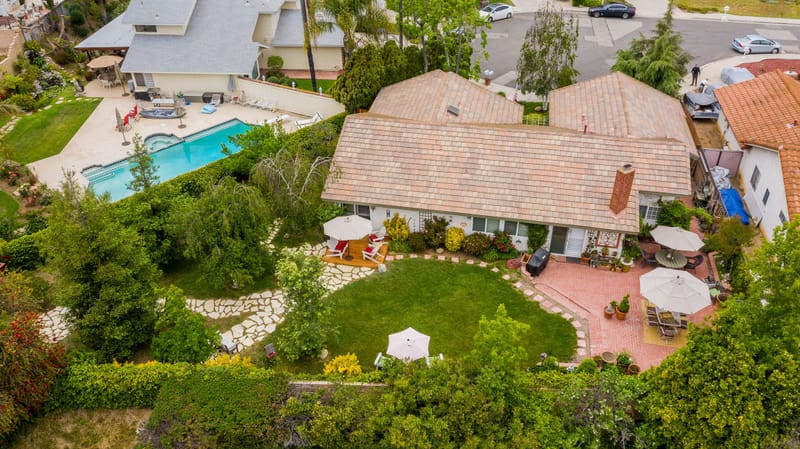 Front of 4092 Glenmont St, Thousand Oaks