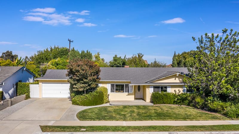 Front of 630 Debbie St, Newbury Park